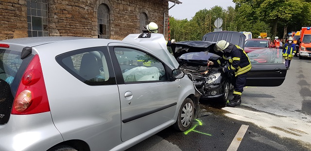 Vier schwer Verletzte bei Verkehrsunfall!