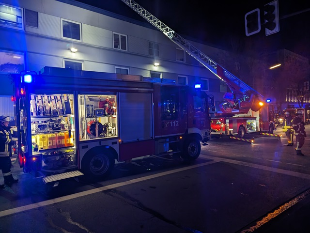 Brandeinsatz in Papierfabrik