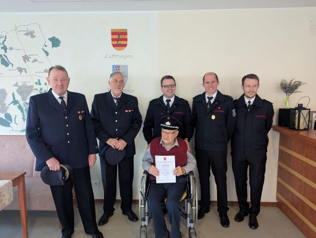 Ehrung für 75 Jahre Mitgliedschaft im kleinen Rahmen- Agathafeier in Voßwinkel